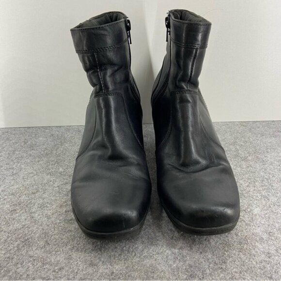 Clarks Gorgeous Black Leather Ankle Boots Women’s Size 9M - Picture 9 of 12